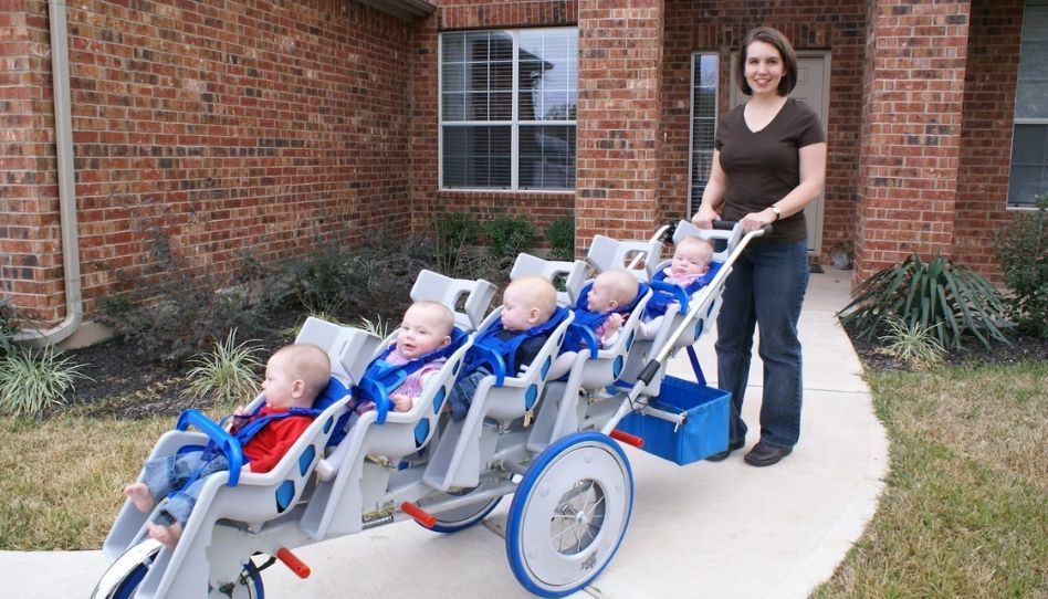 quintúplos servem missão